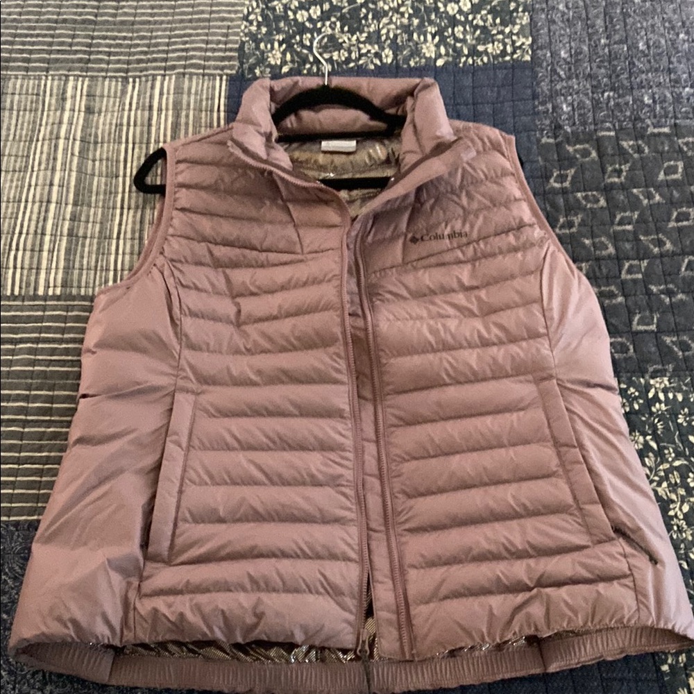 Columbia Purple Quilted Vest Lightweight Insulation